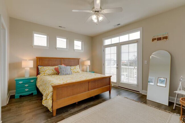 Foto del edificio - FURNISHED "WORK FROM HOME" RENTAL