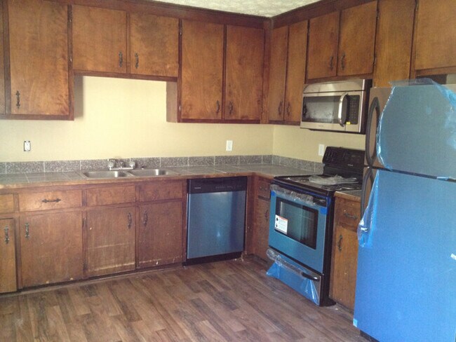 Building Photo - 143 Loblolly Dr