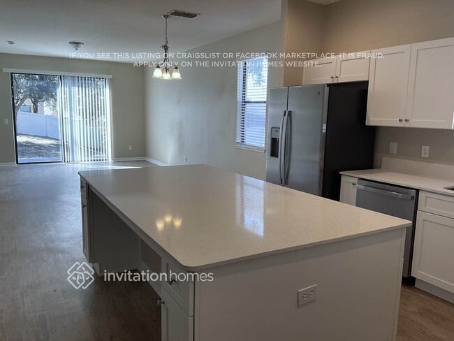 Foto del edificio - 641 Arbor Pointe Ave