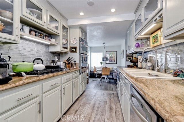 Foto del edificio - 425 S Catalina Ave