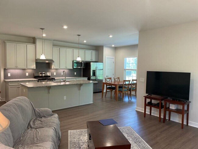 Foto del edificio - 2116 Sounders Ln NE