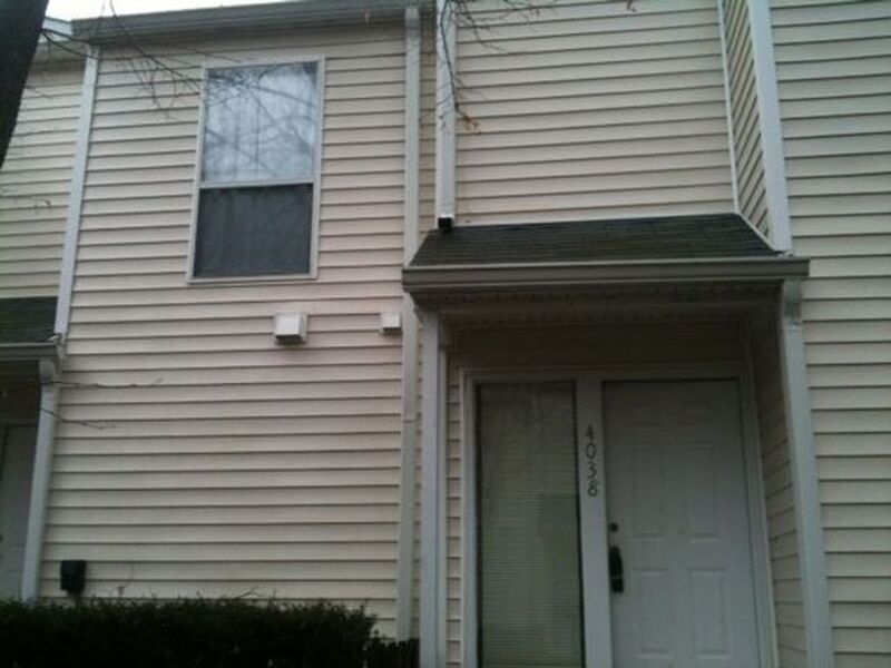 Primary Photo - 4038 Midlands Rd