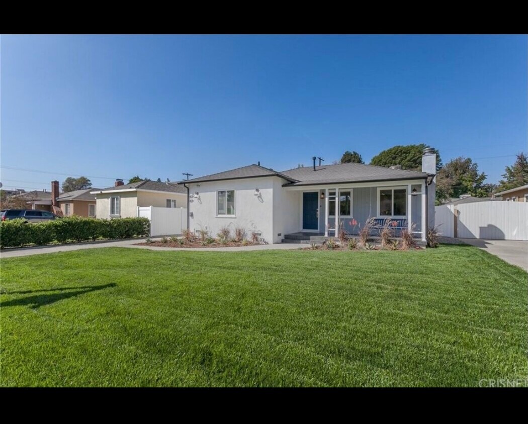 Foto principal - 5633 Natick Ave