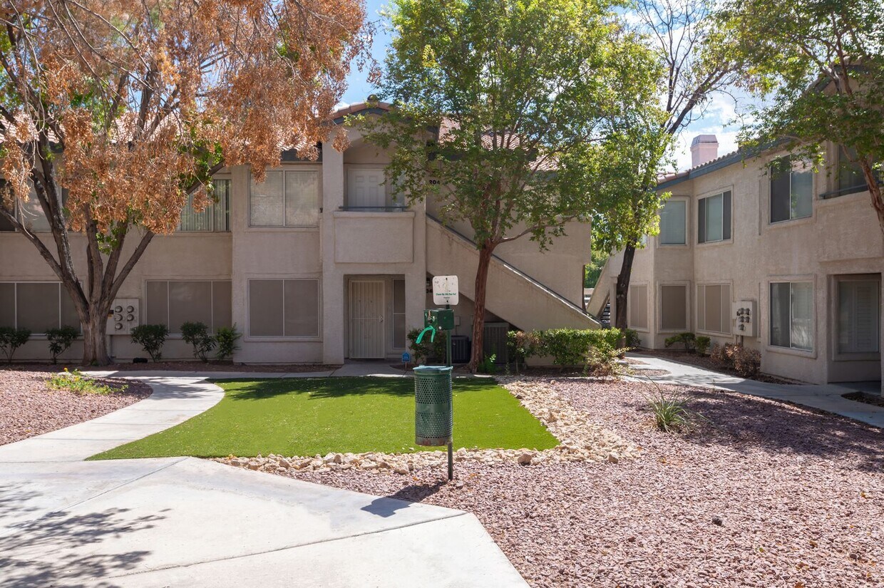 Foto principal - Condo with 2 Beds/2 Baths in Las Vegas near UNLV & McCarran Airport