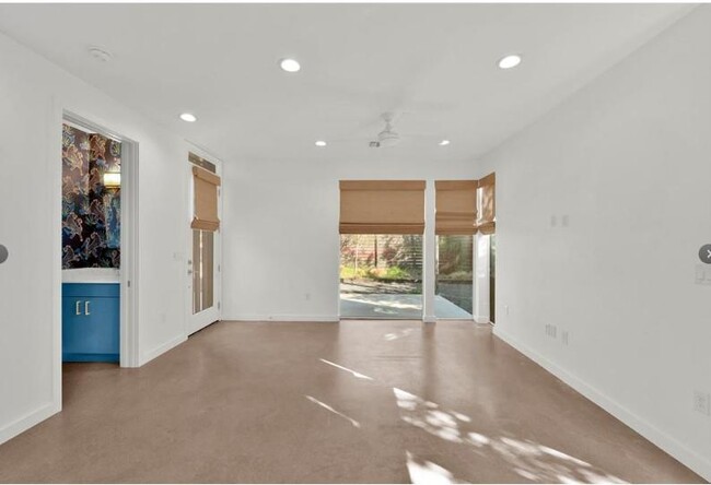 Foto del edificio - 203 E 46th St