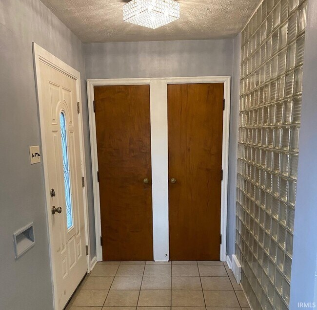 Foto del edificio - 2000 Atwater Ave