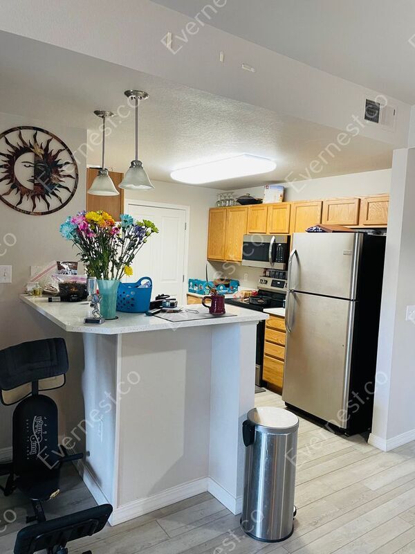 Foto del edificio - 2133 Krisron Rd