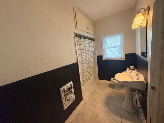 Foto del edificio - 1104 11th St