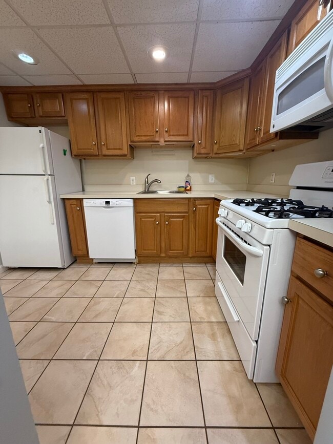Photo - 33 McCormick Terrace (Stoughton, MA) Townhome
