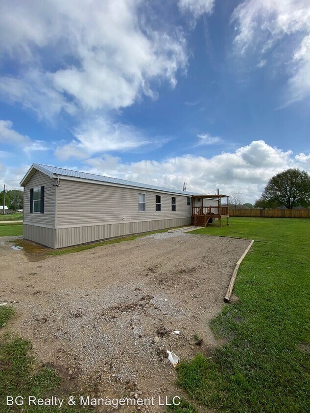Primary Photo - 3 br, 2 bath House - 123 A Arista
