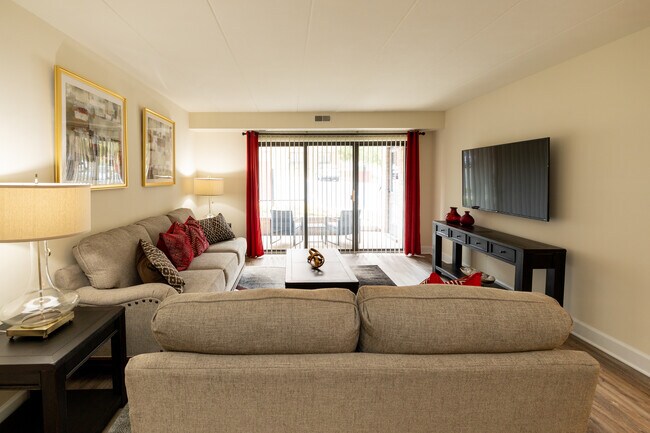 Foto del edificio - Ivy Hall Apartments