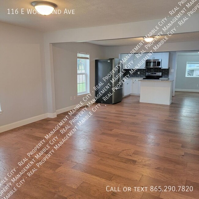 Building Photo - Beautiful Updated 2bd Home