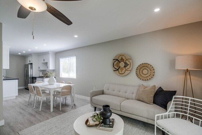 Foto del interior - THE POINTE - JUST RENOVATED! Luxurious Community, W/D In Unit