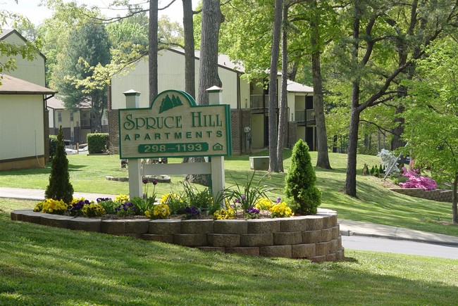 Building Photo - Spruce Hill Apartments