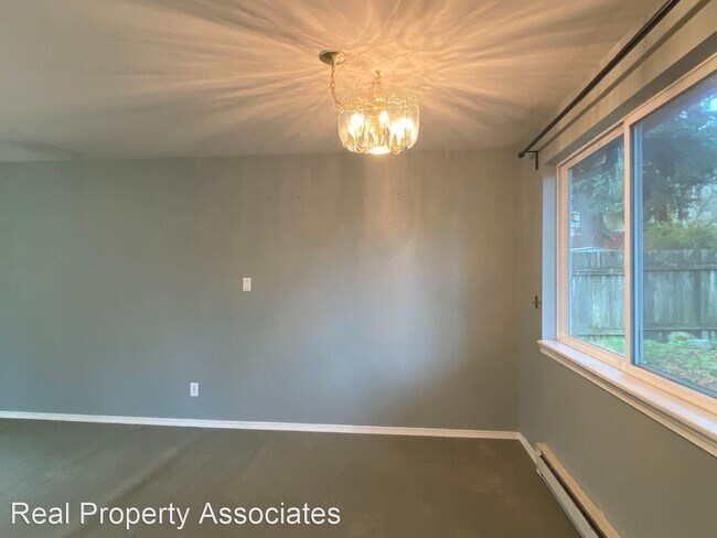 Building Photo - 2 br, 2 bath House - 4902 221st St SW