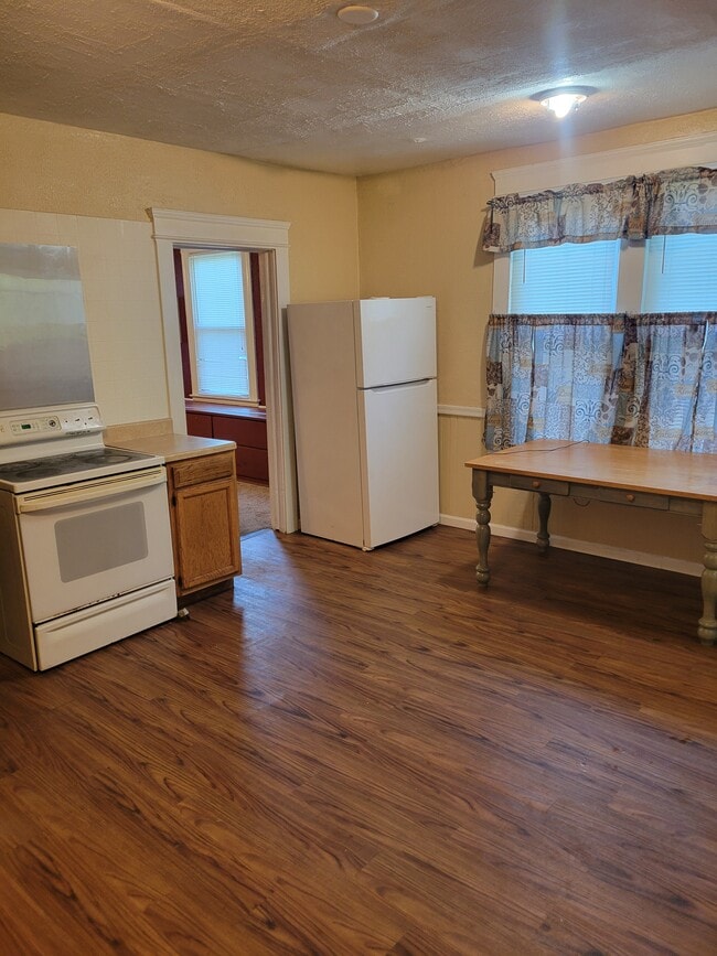 Foto del edificio - 3619 E 55th St