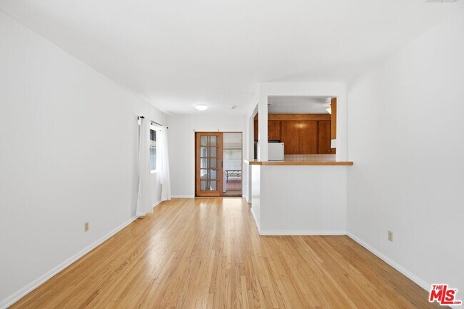 Foto del edificio - 4142 Lincoln Ave