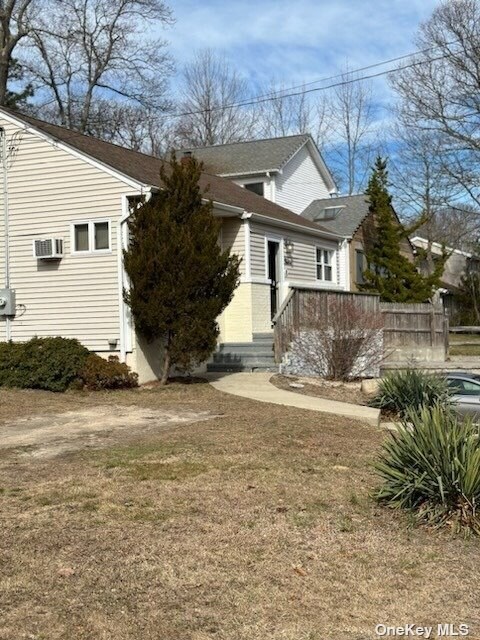 Primary Photo - 12 Nautilus Rd