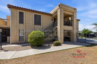 Building Photo - 8344 N 21st Dr