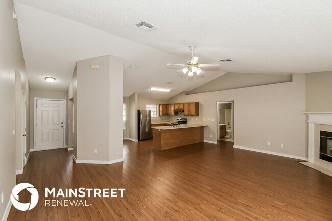 Building Photo - 10450 McGirts Creek Dr