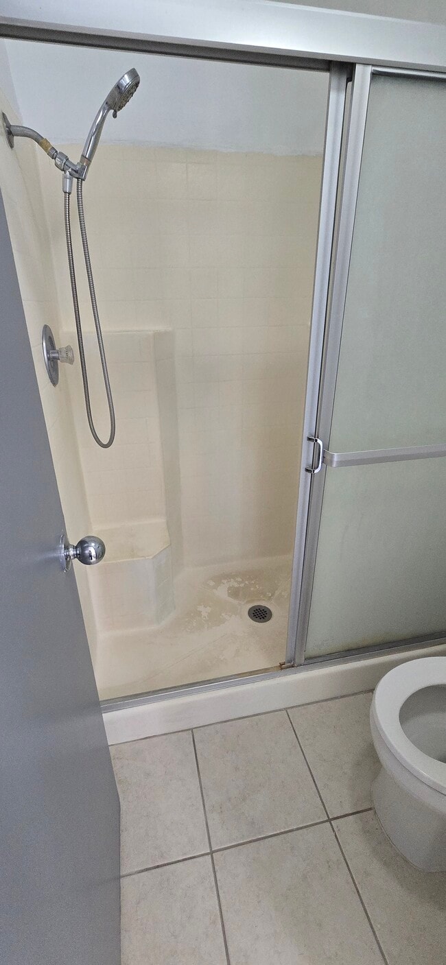 Building Photo - 24155 Del Monte Dr