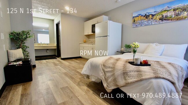 Foto del edificio - Charming Downtown Studios For Rent