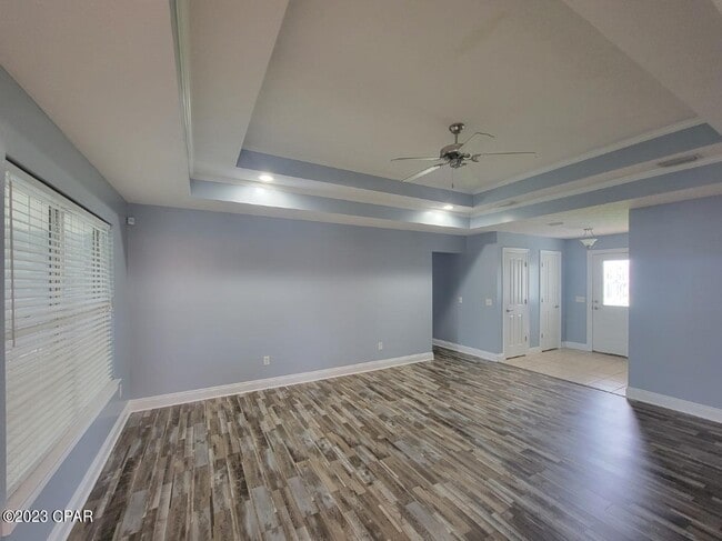 Foto del edificio - 4806 McCall Ln