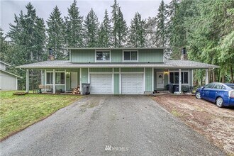 Building Photo - 3216 SE Goldmaur Ct