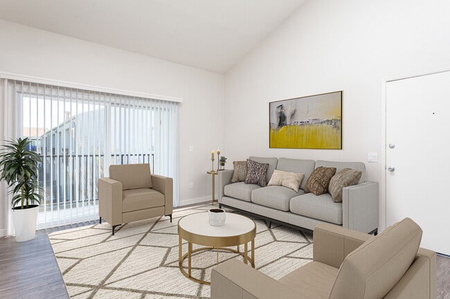 Foto del edificio - West Fifth Apartments