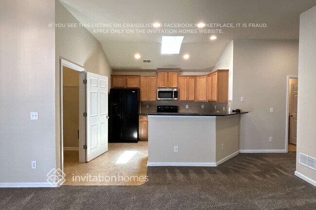 Foto del edificio - 351 Highland Falls Dr