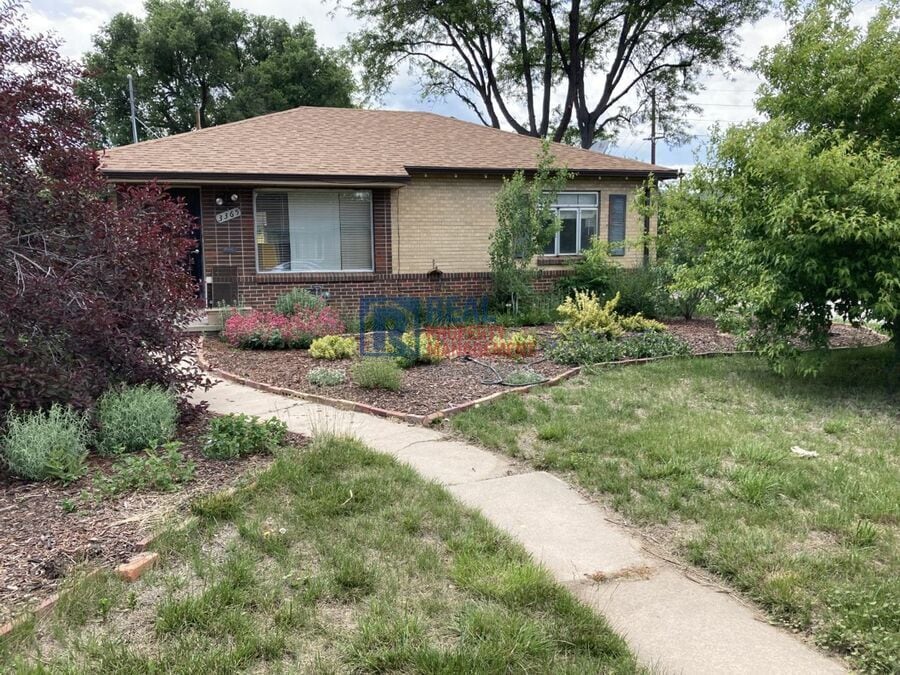 Photo - 3365 N Olive St-