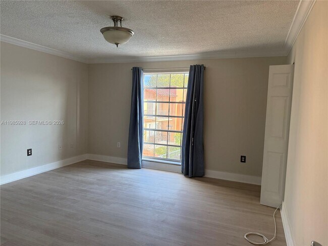 Building Photo - 7170 Fairway Dr