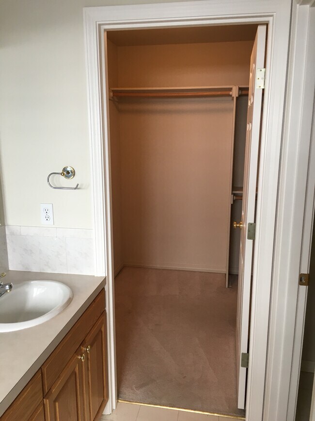 14372 SE Purple Finch Loop, Happy Valley, OR 97086 House Rental in