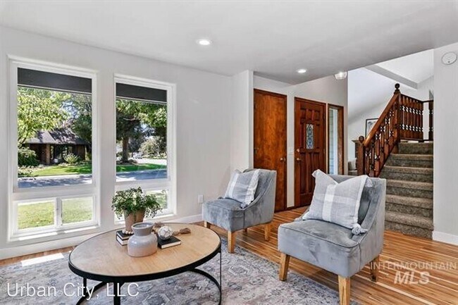 Foto del edificio - 3 br, 2.5 bath House - 3709 S. Vintage Way
