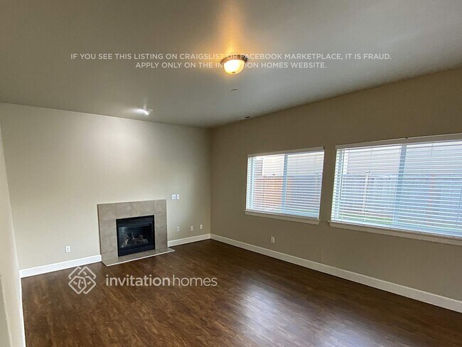 Foto del edificio - 18414 104th St Ct E