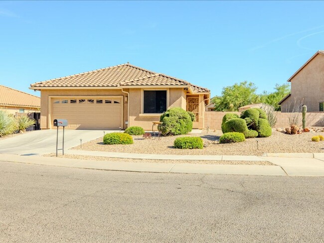 Building Photo - 4 Bedroom 2 Bathroom ELECTRIC VEHICLE CHAR...