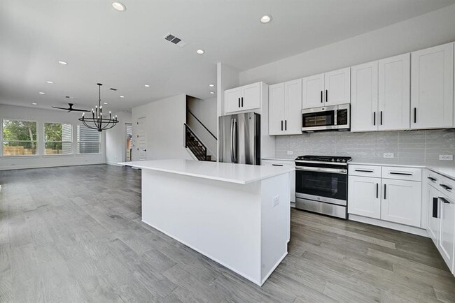 Building Photo - 2308 Maxwell Ln