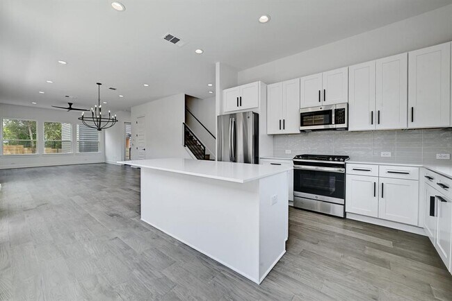 Foto del edificio - 2308 Maxwell Ln