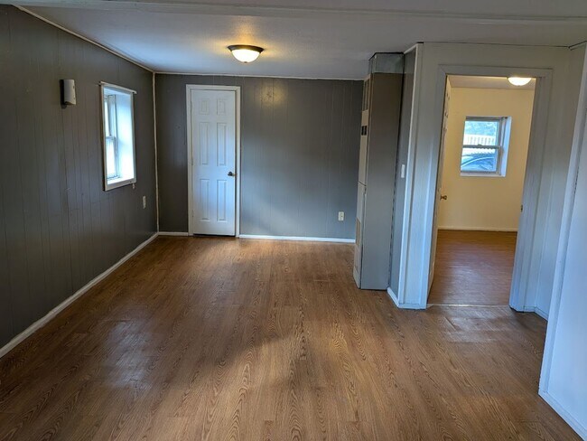 Foto del edificio - Front,E.324-326