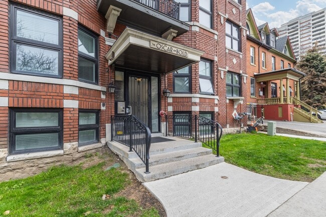 Building Photo - Beautiful Trendy 1 Bedroom Unit in Durand