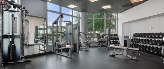 Building Photo - 305 N Canal St