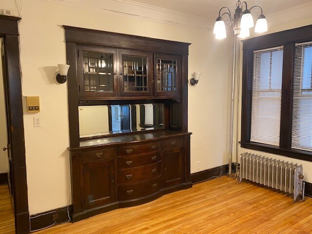 Primary Photo - 712 W Franklin Ave