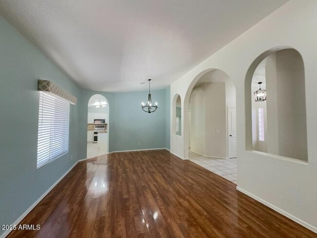 Building Photo - 3876 Camino del Vara