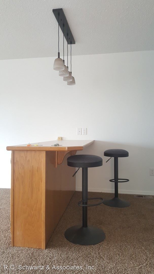 Building Photo - 3 br, 2 bath Apartment - 1508 W Cora Ct.