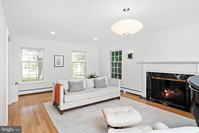 Foto del edificio - 127 Westerly Rd