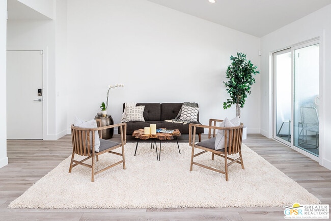 Foto del edificio - 717 Orlando Ave