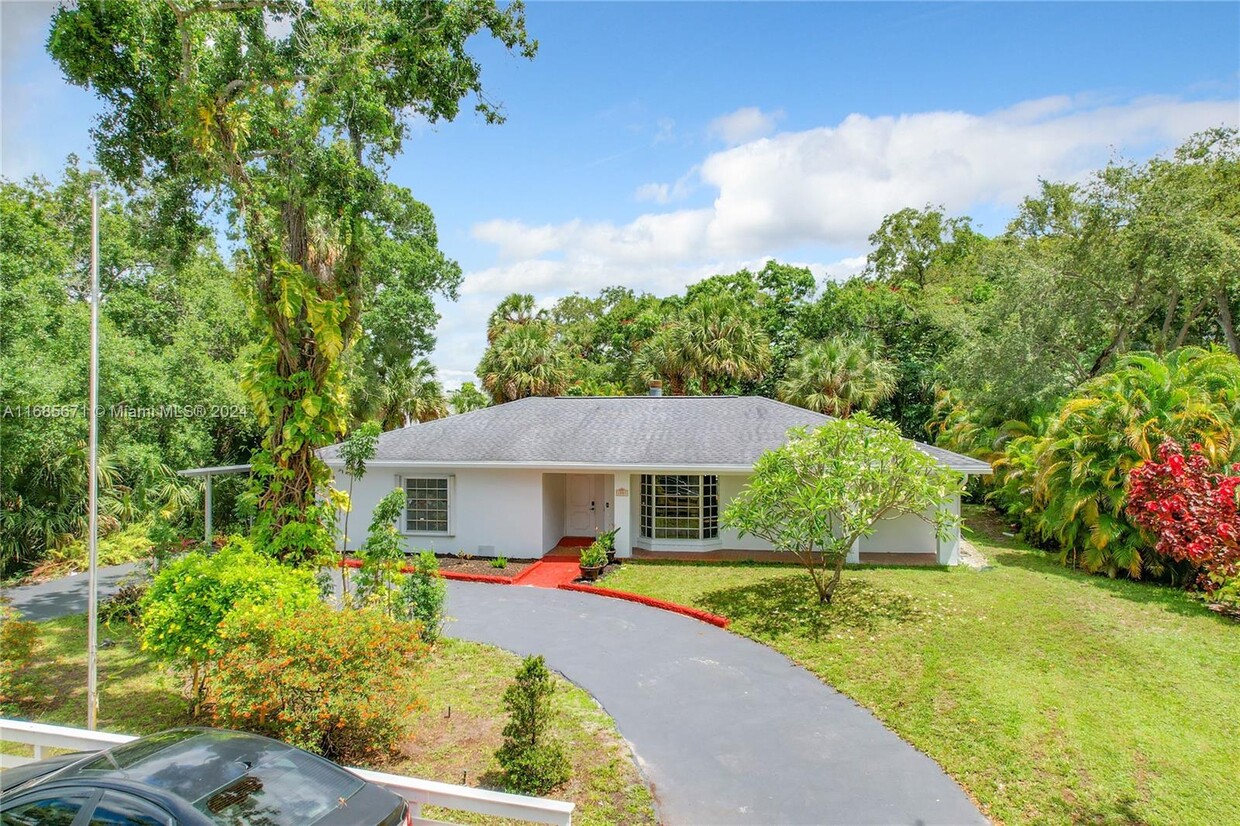 Primary Photo - 1751 SW 30th Pl