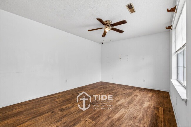 Foto del edificio - 123 E Edgefield Dr