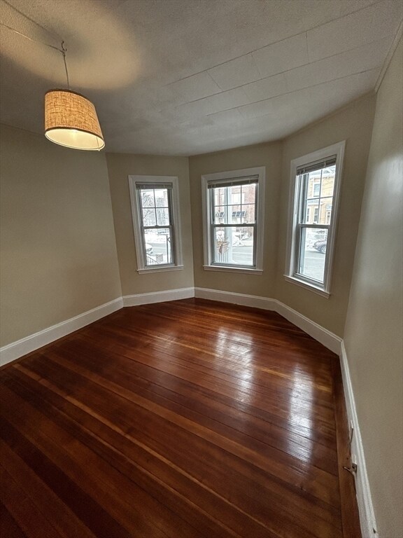 Foto del edificio - 558 Main St