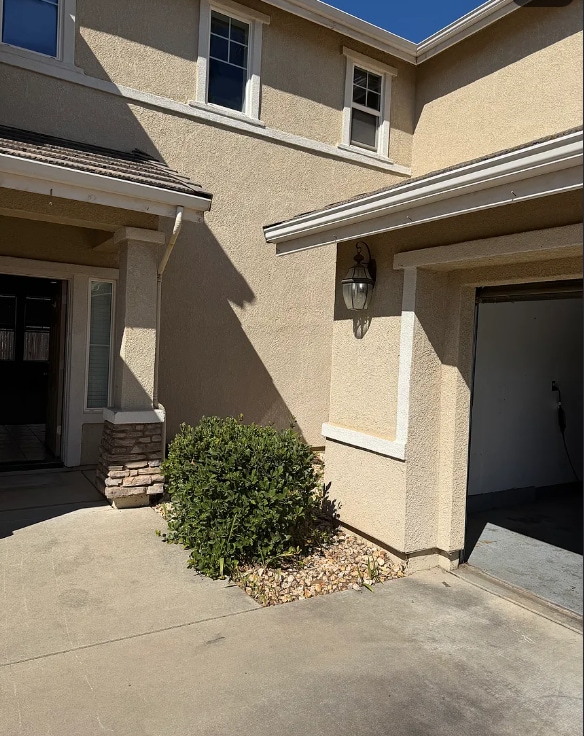 Building Photo - 5321 Matina Dr